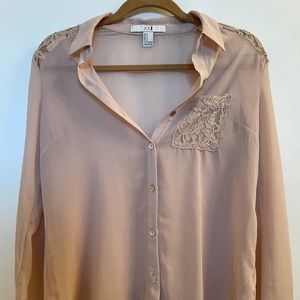 Light dusty pink/peach sheer laced long sleeve button up